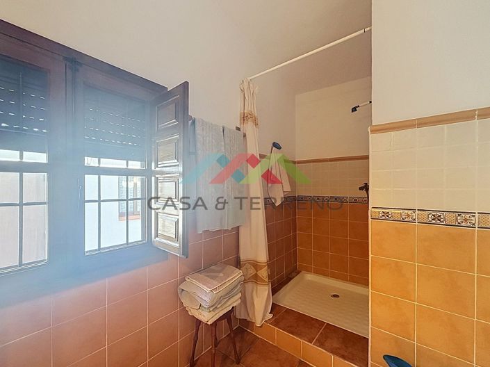 Image No.29-3 Bed Villa for sale