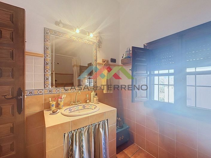 Image No.30-3 Bed Villa for sale