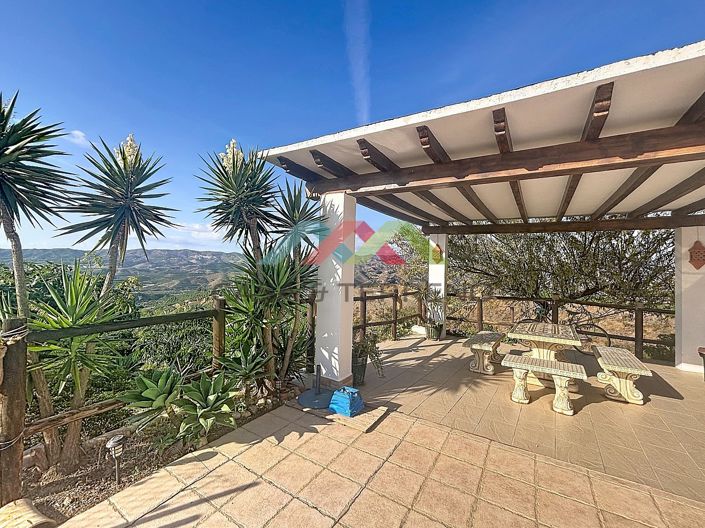 Image No.4-3 Bed Villa for sale