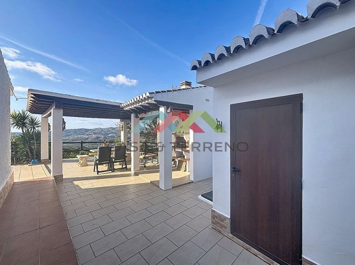 Image No.6-3 Bed Villa for sale