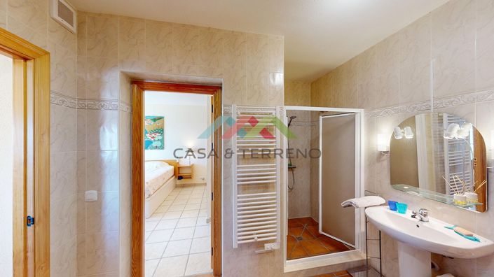 Image No.42-4 Bed Villa for sale