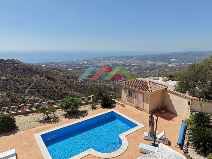 Image No.6-3 Bed Villa for sale
