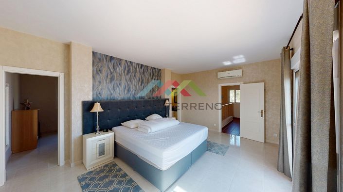 Image No.26-3 Bed Villa for sale
