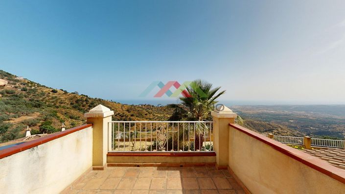 Image No.28-3 Bed Villa for sale