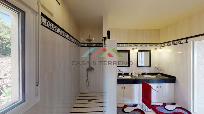 Image No.31-3 Bed Villa for sale