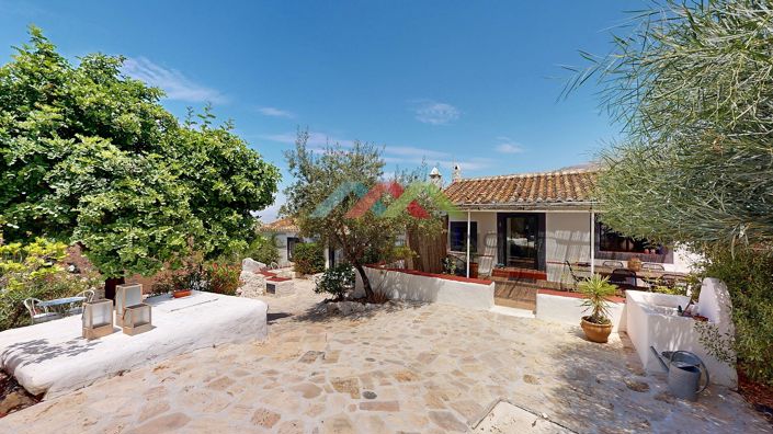 Image No.14-5 Bed Villa for sale