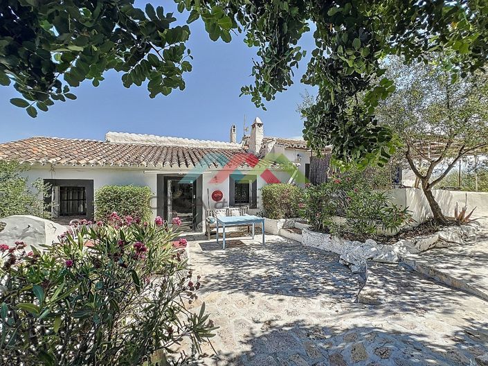 Image No.27-5 Bed Villa for sale