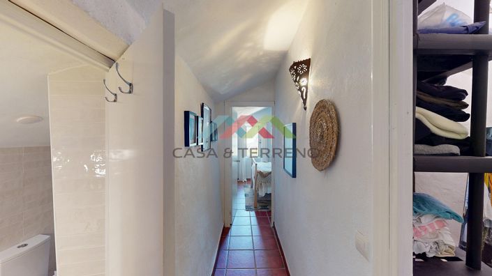 Image No.38-5 Bed Villa for sale