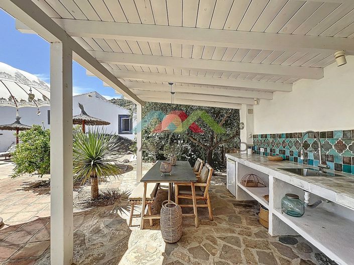 Image No.7-5 Bed Villa for sale