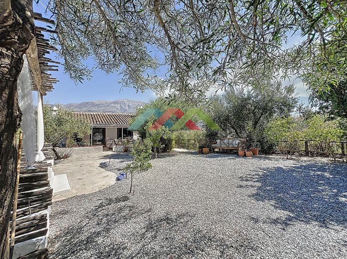 Image No.9-5 Bed Villa for sale