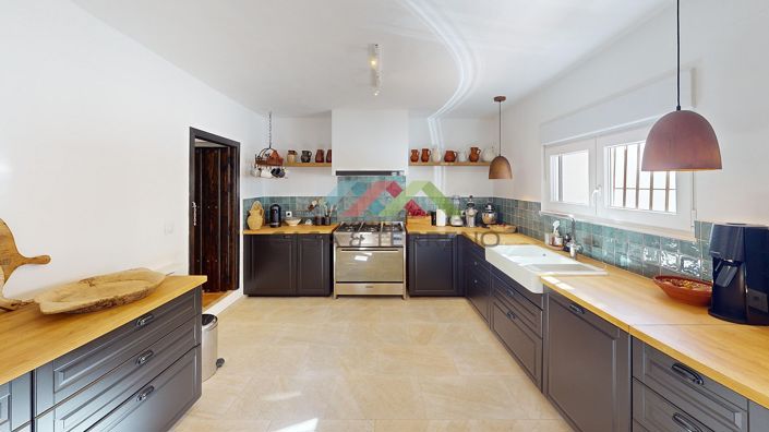 Image No.35-6 Bed Villa for sale
