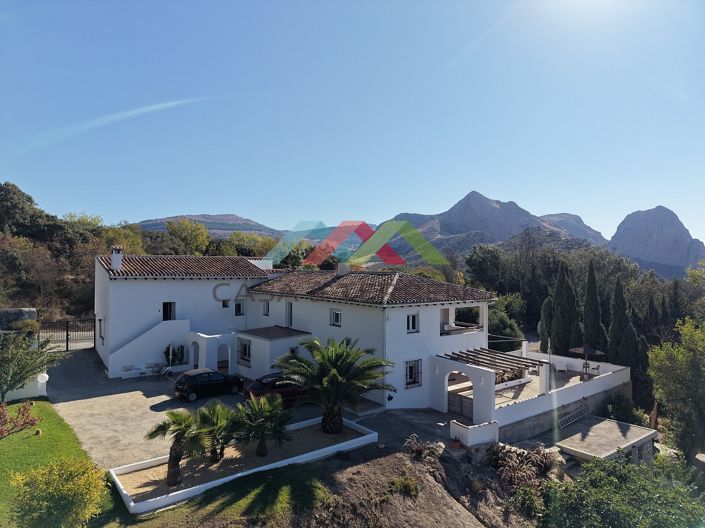 Image No.6-6 Bed Villa for sale