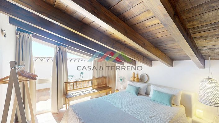 Image No.51-6 Bed Villa for sale