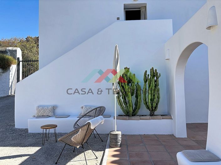 Image No.10-6 Bed Villa for sale