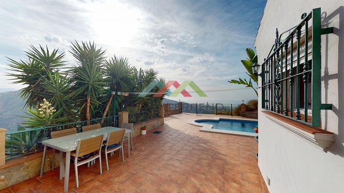 Image No.41-3 Bed Villa for sale