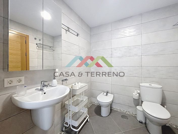 Image No.10-7 Bed Villa for sale