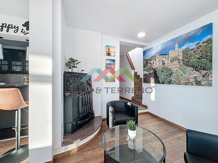Image No.18-7 Bed Villa for sale