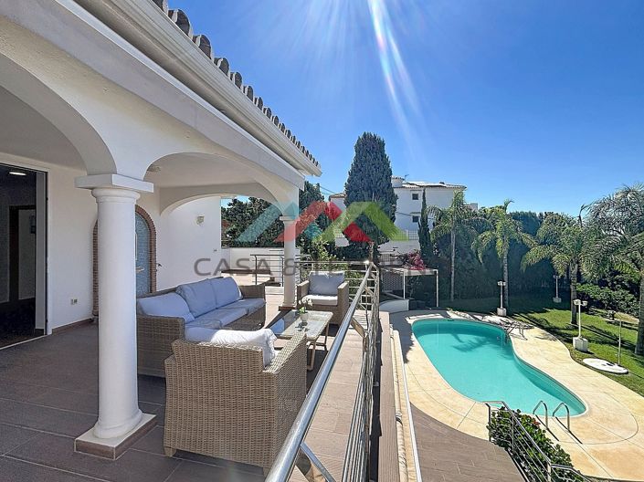 Image No.3-7 Bed Villa for sale