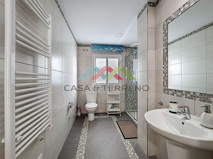 Image No.42-7 Bed Villa for sale
