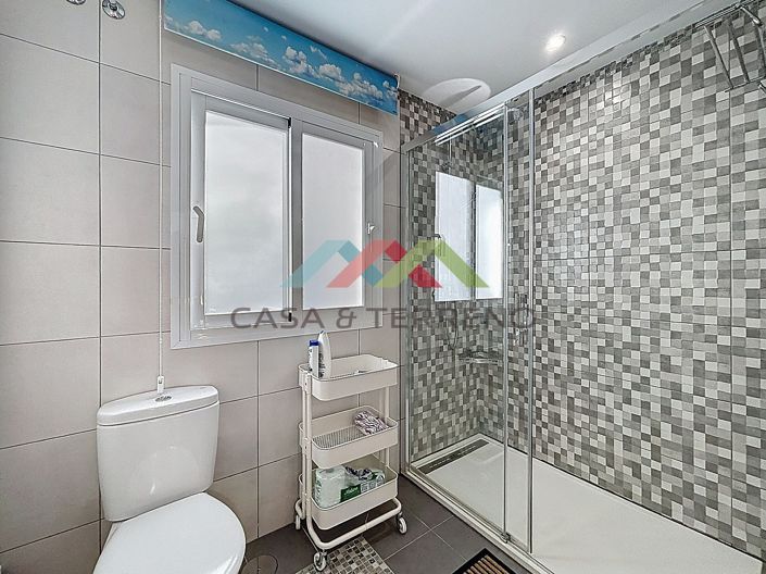 Image No.43-7 Bed Villa for sale