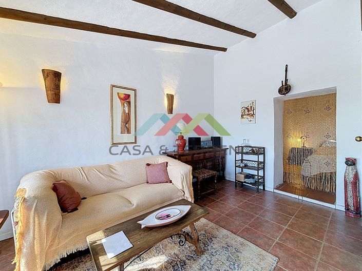 Image No.12-3 Bed Country House for sale