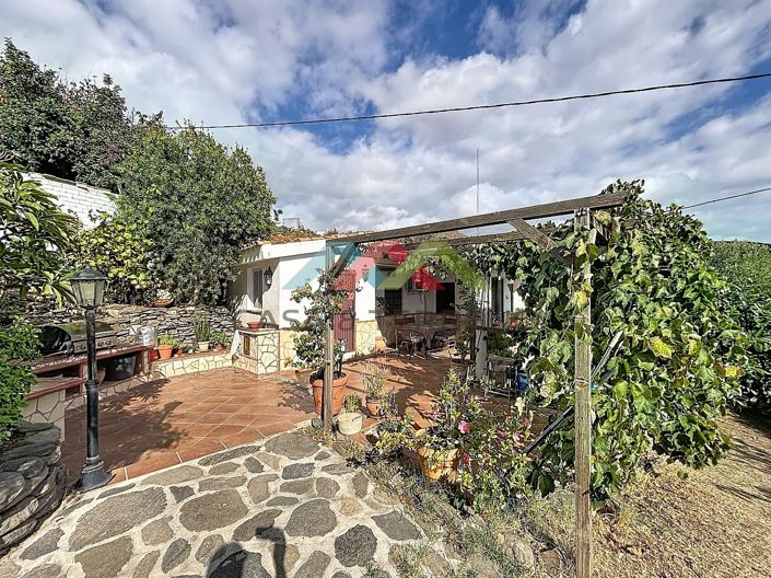 Image No.2-3 Bed Country House for sale