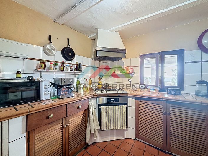 Image No.28-3 Bed Country House for sale
