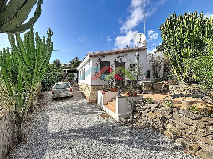 Image No.32-3 Bed Country House for sale