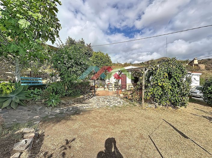 Image No.34-3 Bed Country House for sale