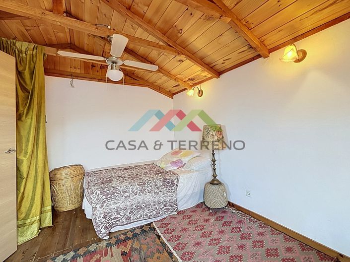 Image No.42-3 Bed Country House for sale