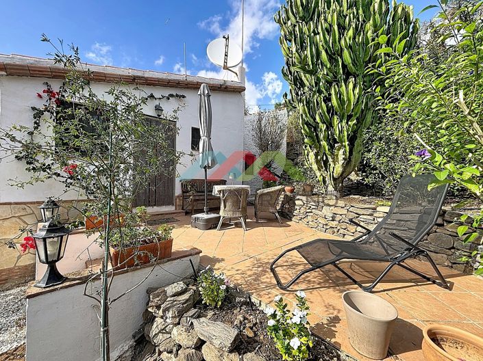Image No.5-3 Bed Country House for sale
