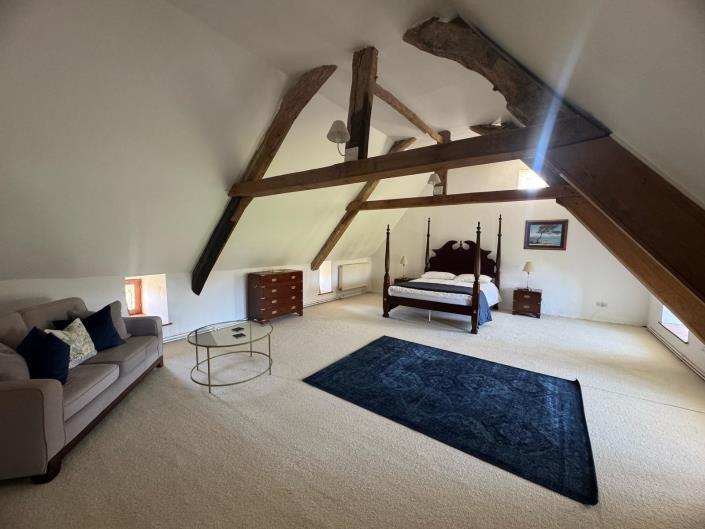 Image No.9-5 Bed Country House for sale