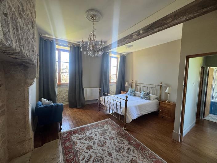 Image No.11-5 Bed Country House for sale