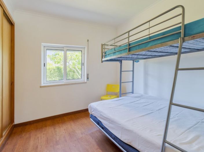 Image No.16-4 Bed House for sale