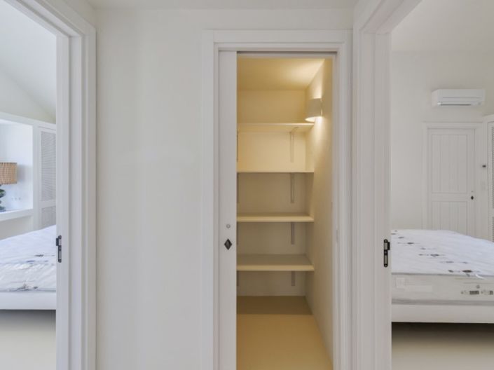 Image No.10-5 Bed House for sale