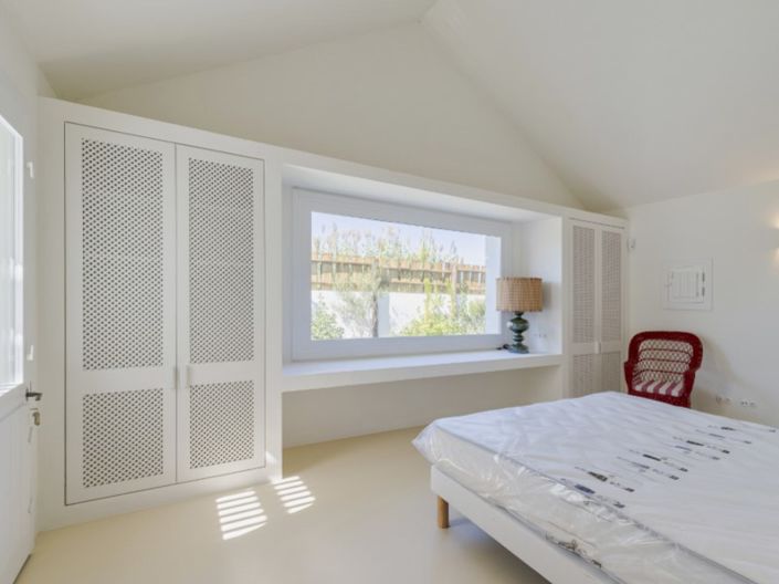 Image No.22-5 Bed House for sale