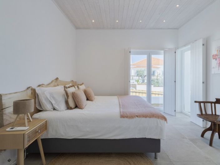 Image No.16-5 Bed House for sale