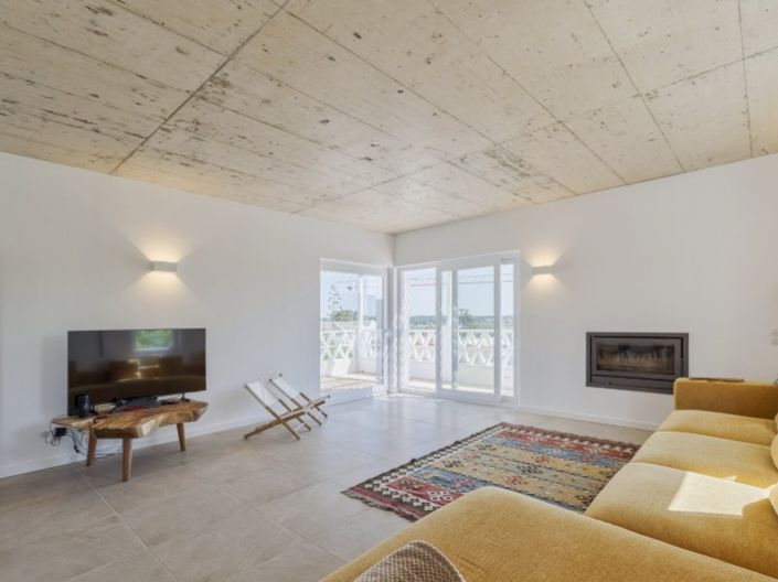 Image No.5-5 Bed House for sale