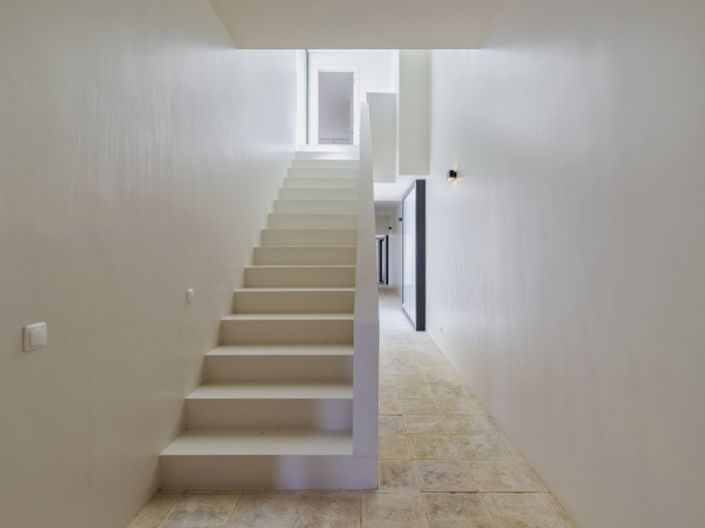 Image No.26-5 Bed House for sale