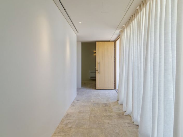 Image No.3-5 Bed House for sale
