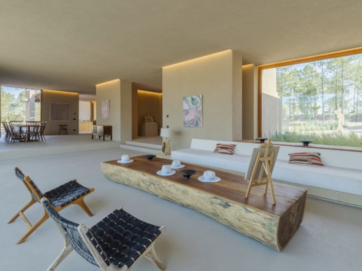 Image No.10-4 Bed House for sale