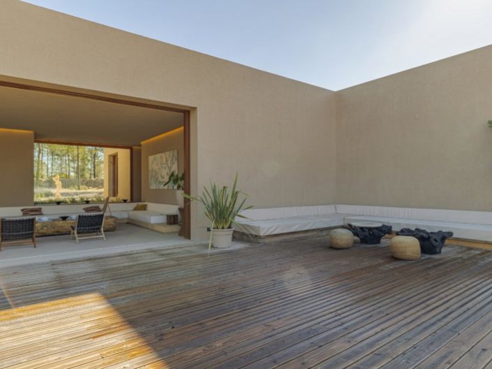 Image No.14-4 Bed House for sale