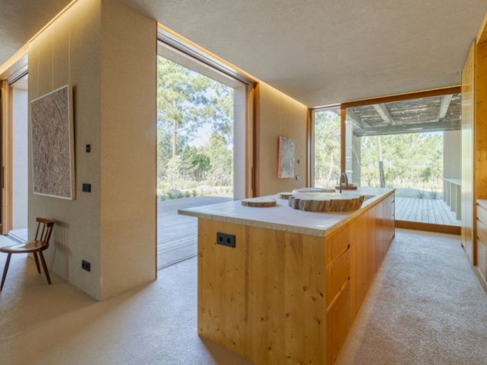 Image No.26-4 Bed House for sale