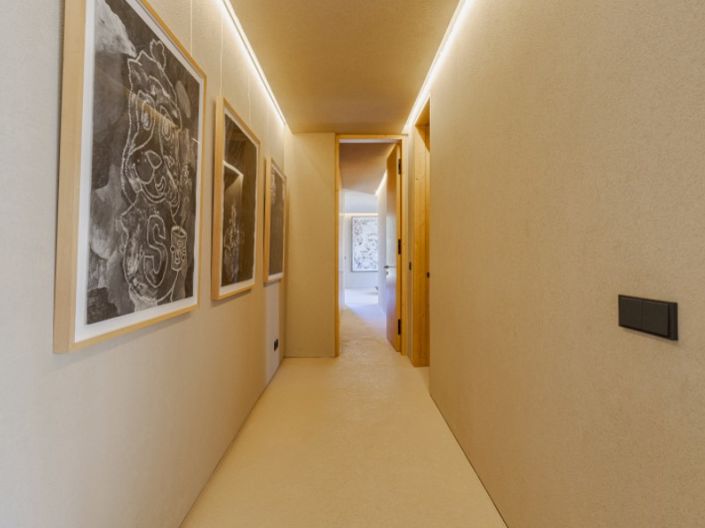 Image No.35-4 Bed House for sale