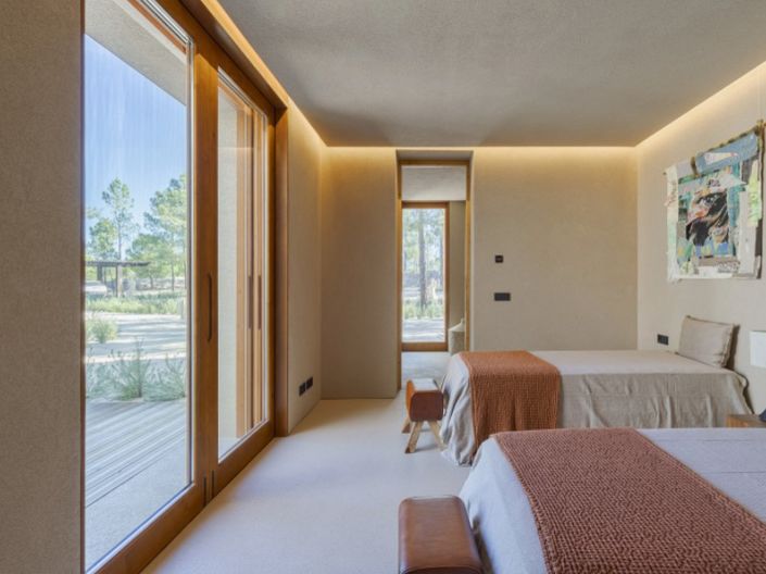 Image No.37-4 Bed House for sale