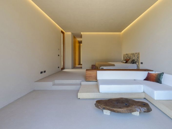 Image No.45-4 Bed House for sale