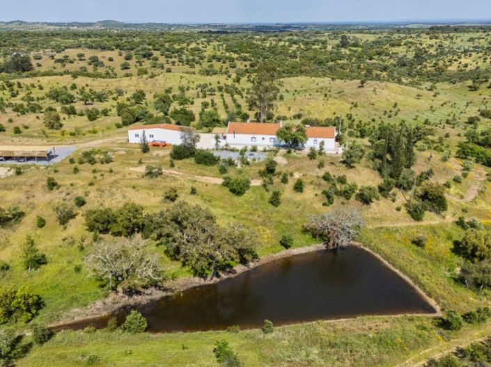 Image No.3-3 Bed House for sale