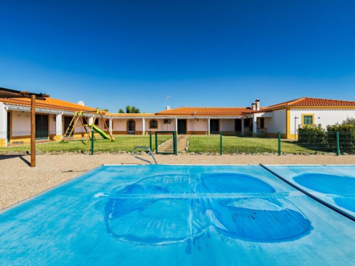 Image No.11-5 Bed House for sale
