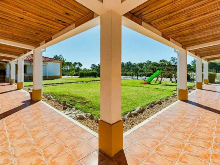 Image No.17-5 Bed House for sale