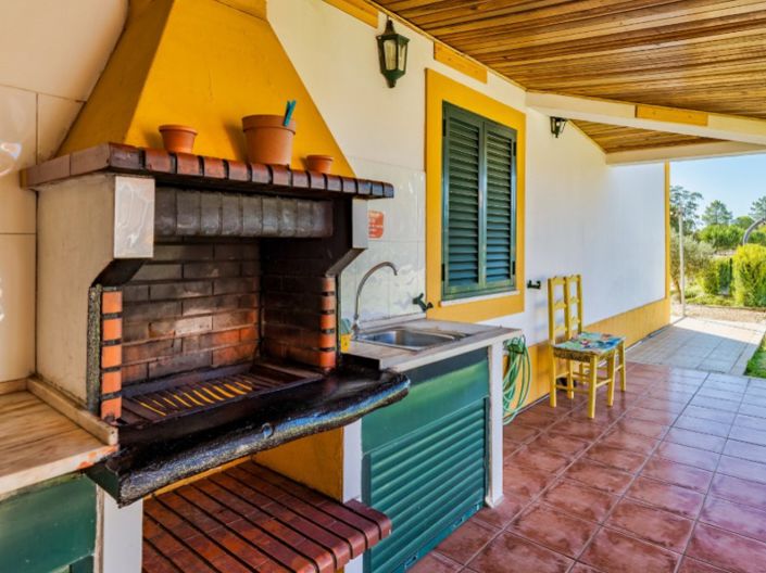 Image No.19-5 Bed House for sale